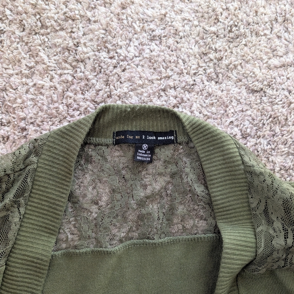 Olive Green Shrug - Picture 2 of 2